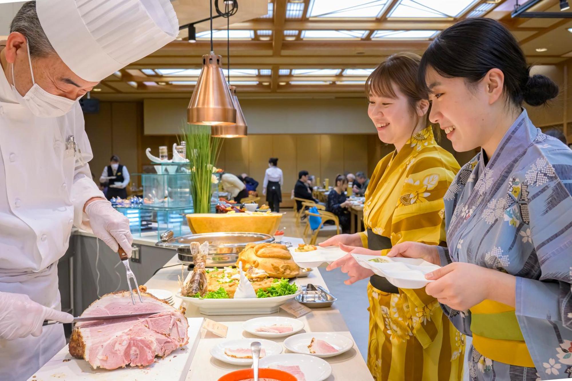 สึกิโอกะ โฮเต็ล Hotel Kaminoyama ภายนอก รูปภาพ
