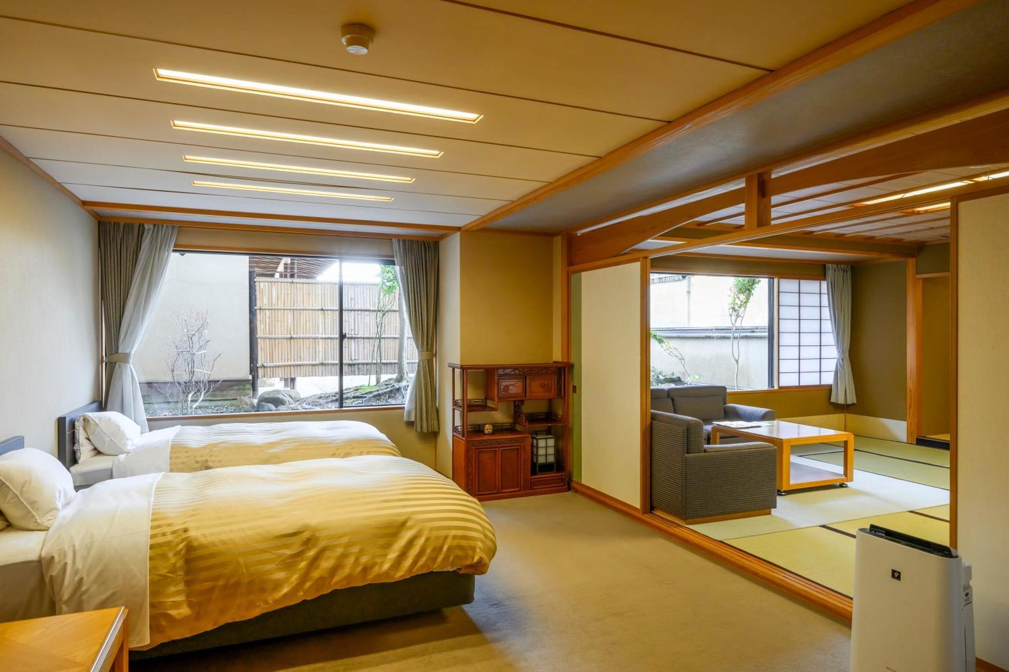 สึกิโอกะ โฮเต็ล Hotel Kaminoyama ภายนอก รูปภาพ