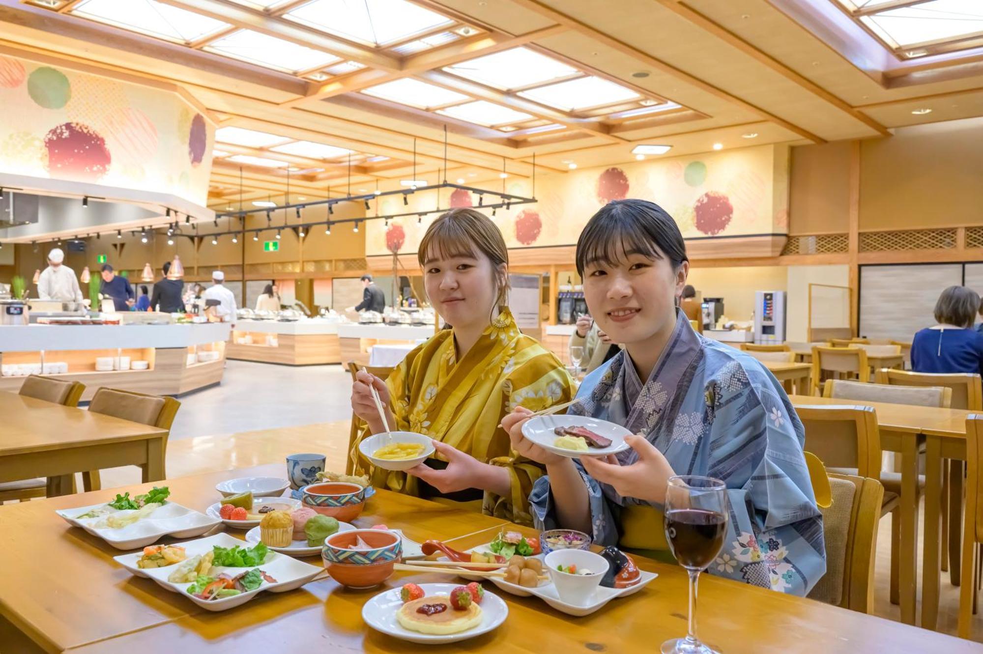 สึกิโอกะ โฮเต็ล Hotel Kaminoyama ภายนอก รูปภาพ