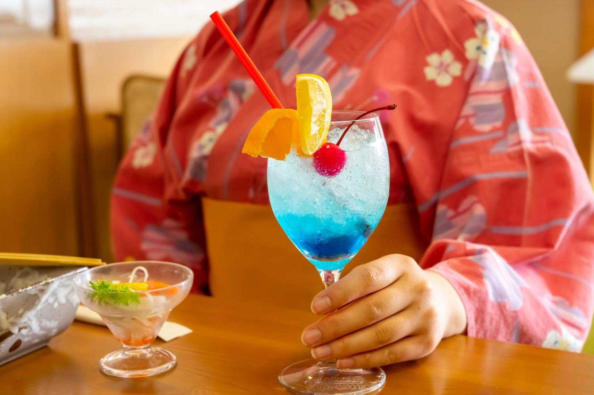 สึกิโอกะ โฮเต็ล Hotel Kaminoyama ภายนอก รูปภาพ